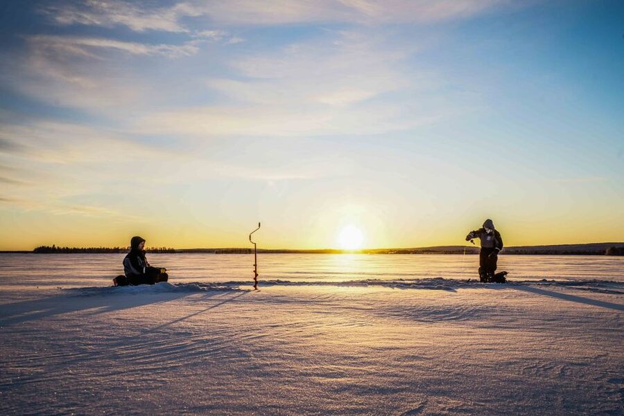 Levi: Ice Fishing on a Frozen Lake - From central Levi to a frozen lake