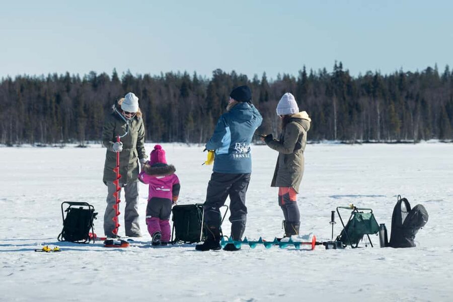 Levi Lapland: Arctic Ice-Fishing - Cold-weather comfort and the walking section