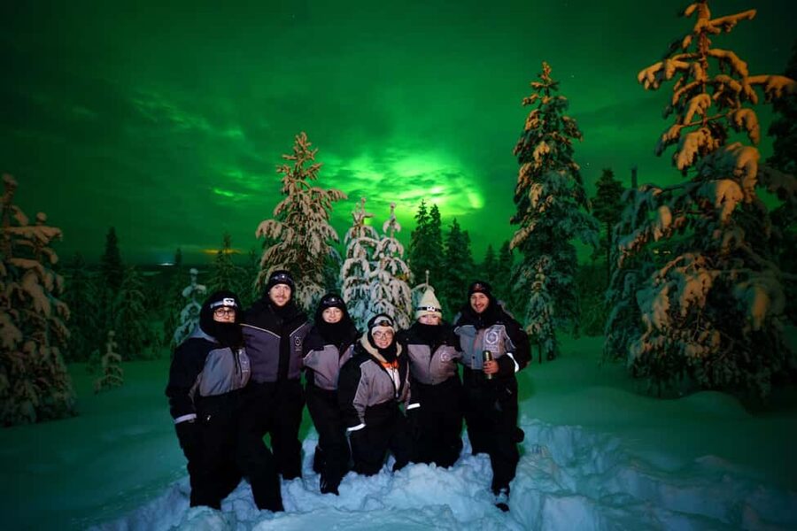 Levi: Northern Lights Hunting - Photography Tour - Who should book this experience?