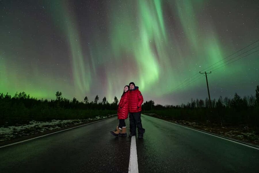 Levi: Northern Lights Hunting - Photography Tour - Leaving Sirkka for the first secret stop