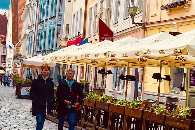 Luxury Day Trip to Tallinn with superior cabin VIP guide and lavish buffet - Tallinn Old Town in a three-hour walk