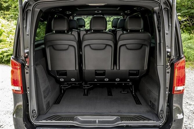 Minivan Departure Transfer Helsinki City to Helsinki Airport HEL - Booking details that matter