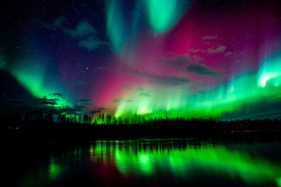 Northern Lights Hunting Adventure in Lapland - A real Aurora chase, not a short lookout stop