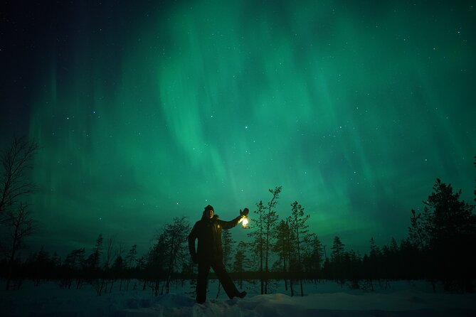 Northern Lights Hunting Photography Tour in Rovaniemi Finland - Starting in Rovaniemi at 8:00 pm