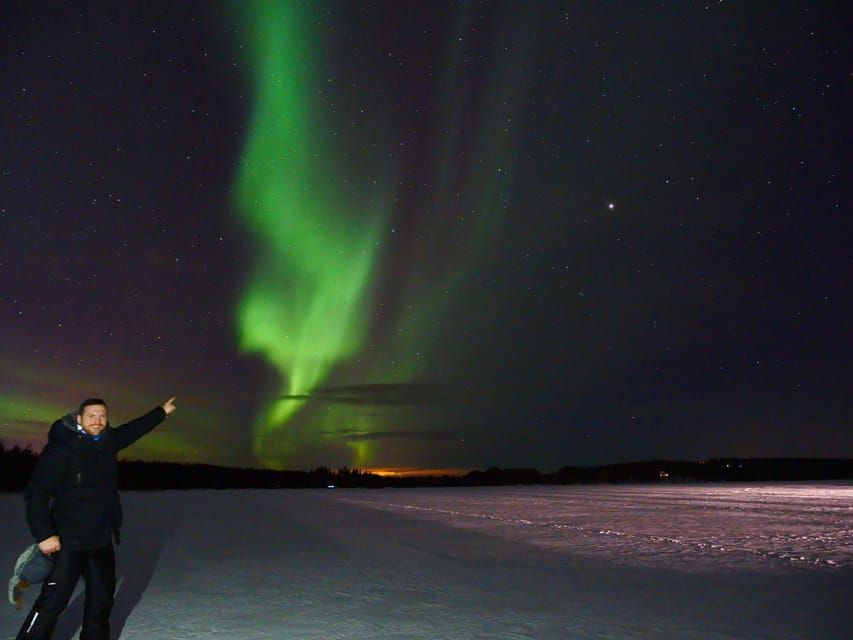 Northern Lights Hunting with Aurora Workshop - Heading into the Inari wilderness by minibus