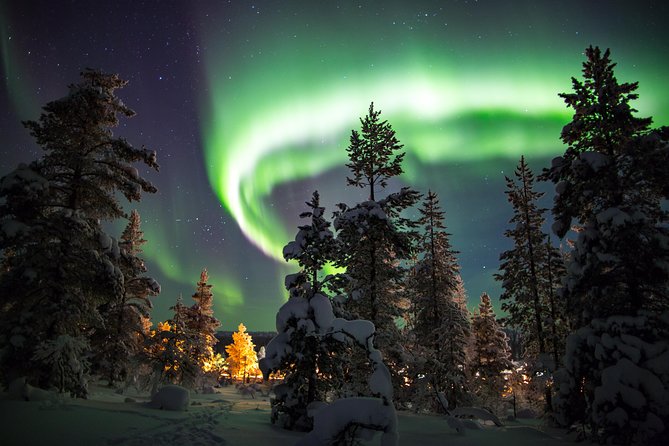 Northern Lights Hunting with Snowmobiles - Guides, explanations, and the human side of the trip