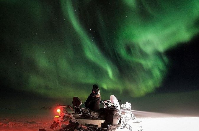 Northern Lights Snowmobile Hunt - Pickup, timing, and cancellation