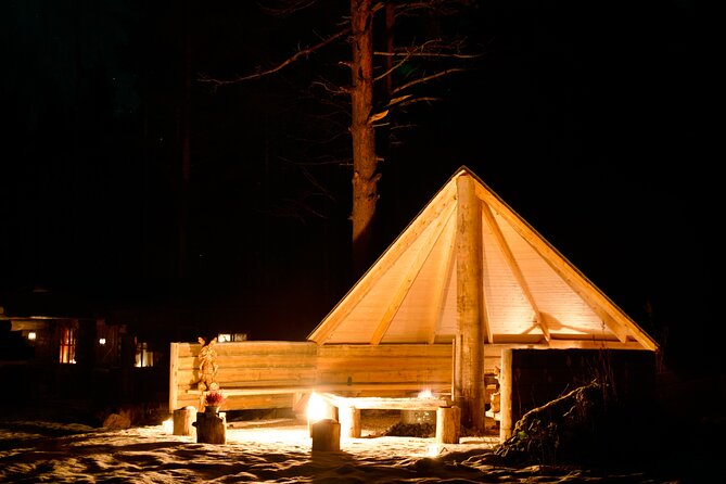 Northern Lights Tour in Atmospheric Cottage - What the three-hour evening feels like