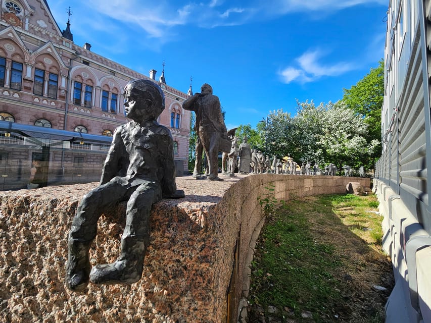 Oulu: City Tour - Oulu Castle ruins and the city’s early story