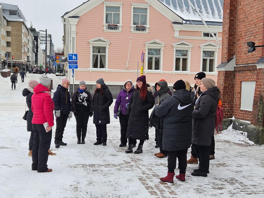Oulu: City Tour - River, sea, and northern nature within walking distance