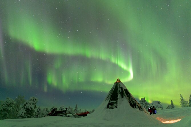 Private Aurora Tour (5 or more) by Aurora Experts - Rovaniemi - Why the dark mountain matters in Rovaniemi