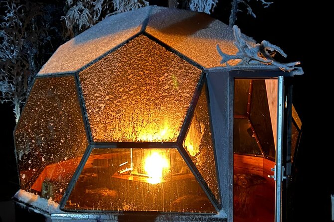 PRIVATE Glass Igloo Dinner Under Northern Lights - What dinner is like inside the igloo
