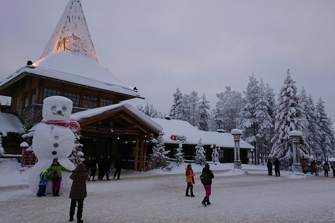 Private Santa Claus Village & Rovaniemi city tour - A private start in central Rovaniemi