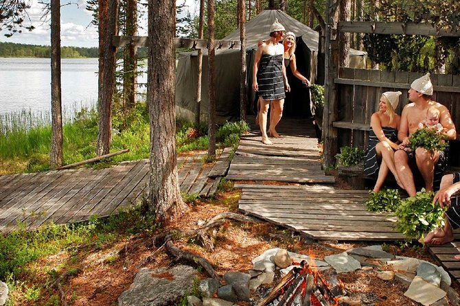 Private Traditional Lakeside Sauna with Midnight Sun - Timing, weather, and comfort