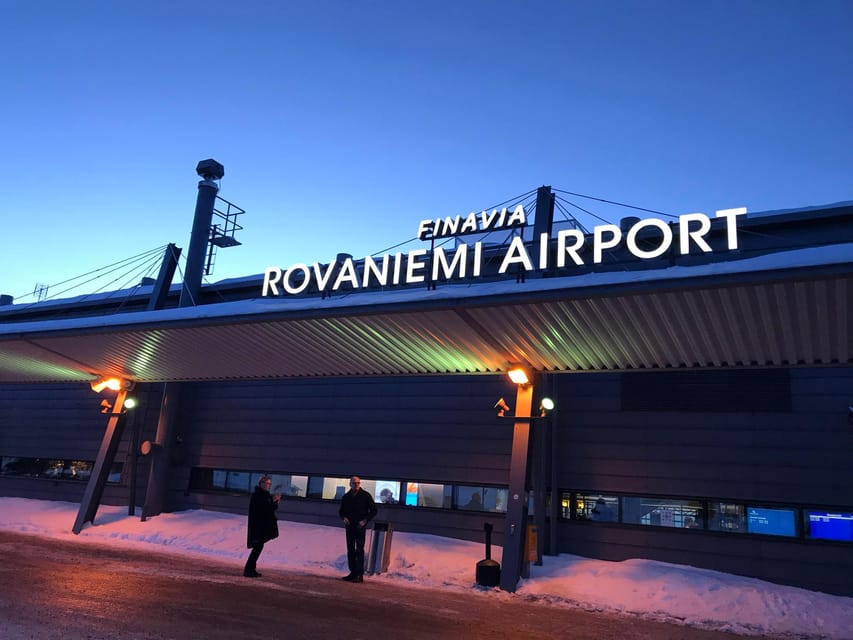 Private Transfer Rovaniemi - Kiruna - The vans and luggage space