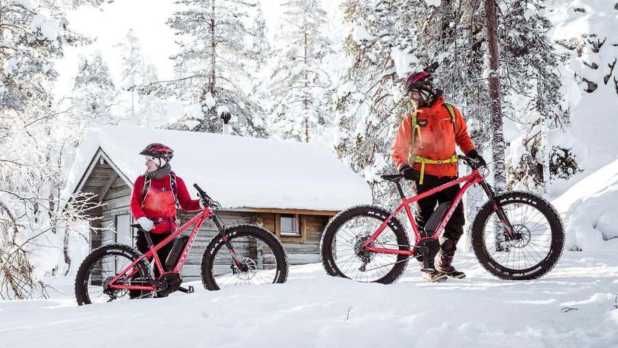 Pyhätunturi: Electric Fatbike Tour in Finnish Lapland - Practical clothing and planning advice