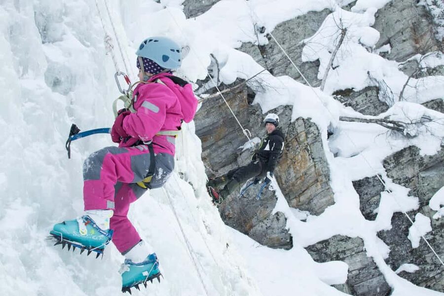 Pyhätunturi: Kid's Ice Climbing Adventure in Finnish Lapland - Reaching Pyhä from Rovaniemi and Luosto