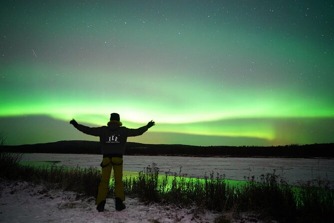 Reflections of the Northern Lights - Chasing a moving target outside Rovaniemi