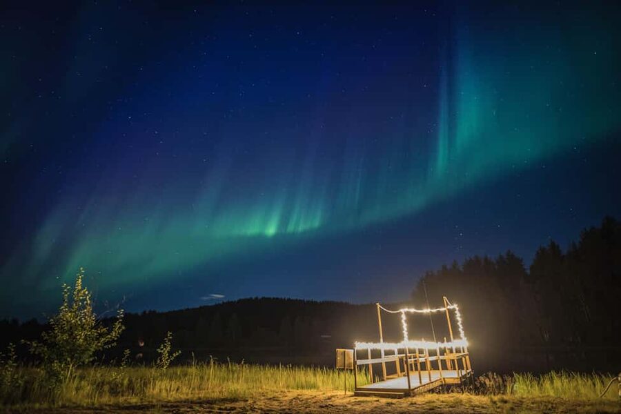 Rovaniemi: Arctic Ice Floating and Northern Lights Tour - Key points to know before booking