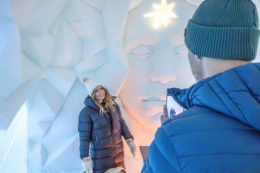 Rovaniemi: Arctic Snow Hotel Tour - The Ice Chapel, Ice Bar, and Ice Restaurant