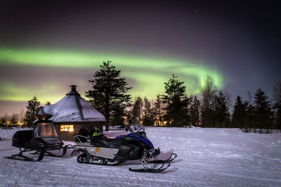 Rovaniemi: Aurora Borealis Snowmobile Safari with Campfire - Who will enjoy this safari most?