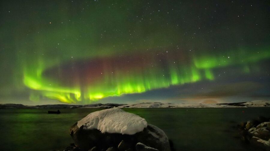 Rovaniemi: Aurora Hunting Tour with Photography by Van - Pickup from Rovaniemi and the changing start time