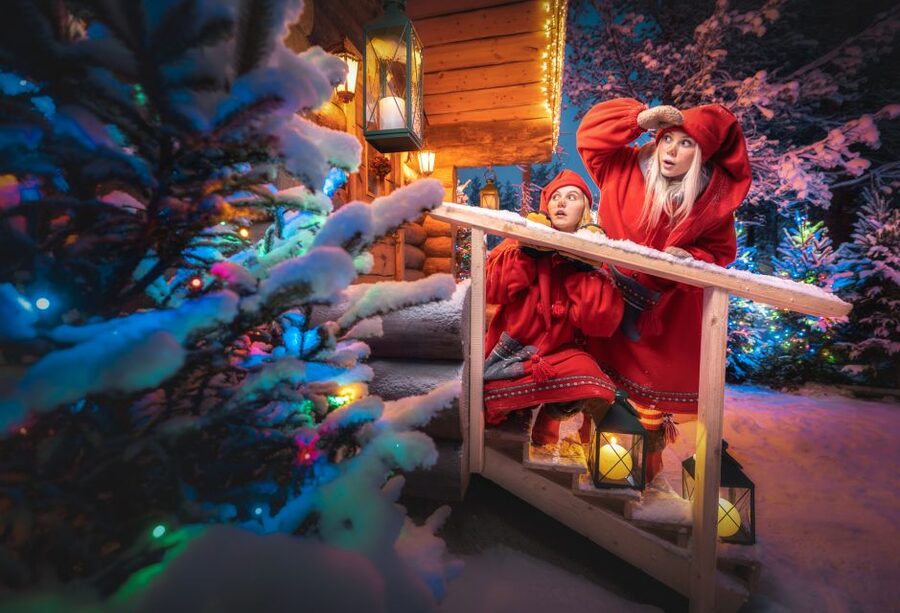 Rovaniemi: Elf Hat Academy in Santa's Village - Why the indoor setting matters in Lapland