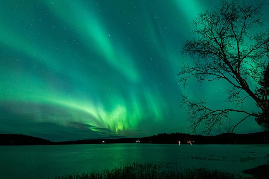 Rovaniemi: Guaranteed Aurora Hunting Tour with Local Guide - What you may actually see in the sky