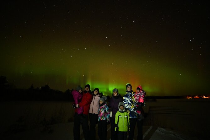 Rovaniemi: Guaranteed Northern Lights - Small Group & Photography - What the guides add to the night