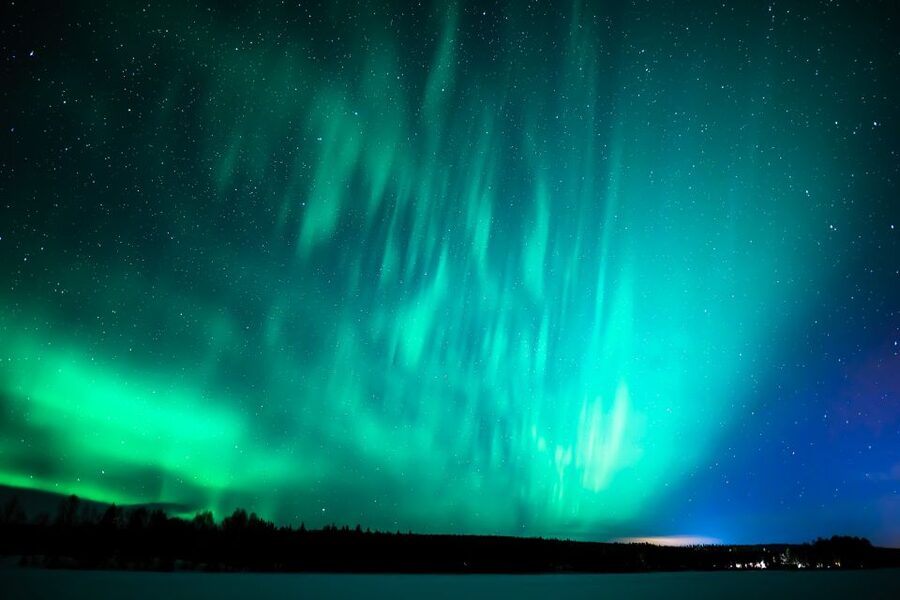 Rovaniemi: Guaranteed Ultimate Aurora Hunt with Photographer - What the $127 price really buys