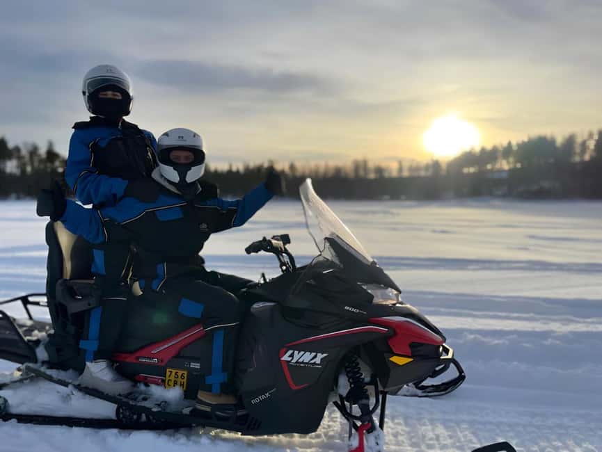 Rovaniemi: Guided Wilderness Snowmobile Safari & Barbeque - The one-hour ride across the frozen lake