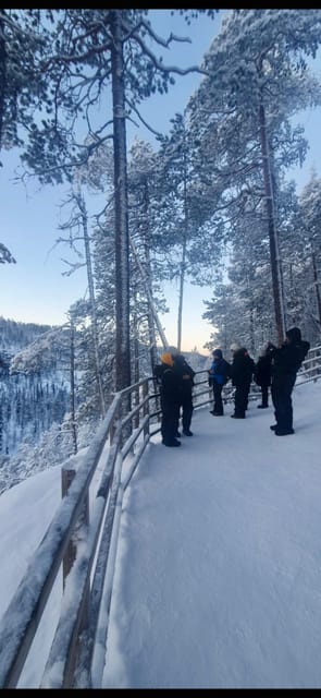 Rovaniemi: Korouoma Frozen Waterfalls Hike & Hot BBQ Lunch - Getting ready with supplied winter gear