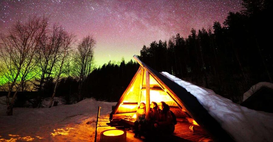 Rovaniemi: Lapland Northern Lights Tour with BBQ - Reaching a darker spot away from town