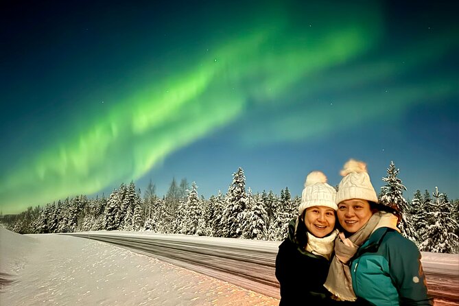 Rovaniemi: Northern Lights Group Tour - Guaranteed View - Following the clouds instead of a fixed route