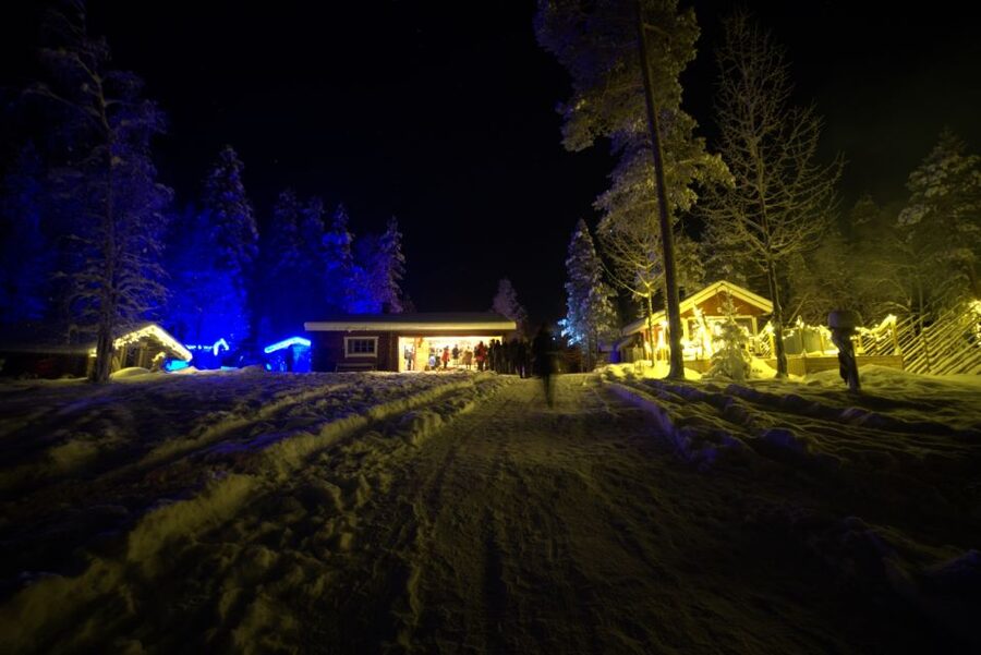 Rovaniemi: Northern Lights Hunting in Lappish old cottage - Key points to know before booking
