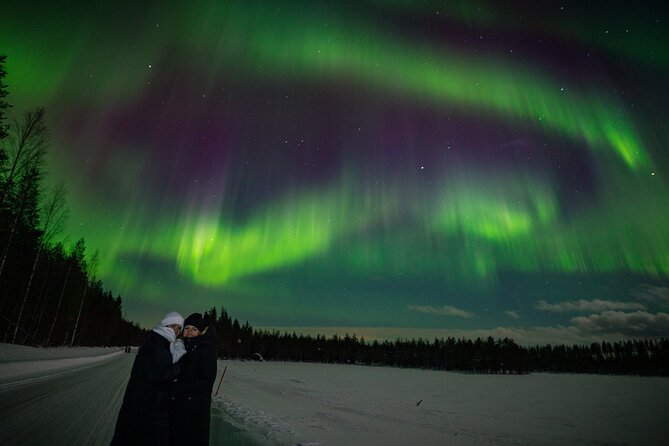 Rovaniemi: Northern lights money back tour - Free photos are a practical extra
