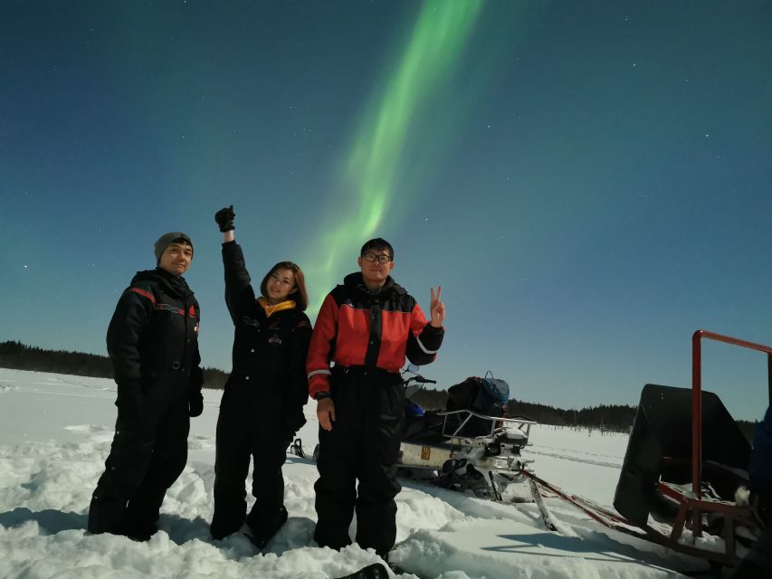 Rovaniemi: Northern Lights Sledge Ride - Searching several dark spots for the Aurora