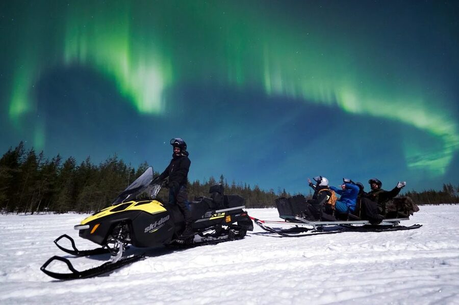 Rovaniemi: Northern Lights Sleigh Ride - Getting fitted for Lapland