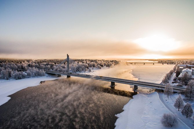 Rovaniemi photography tour - Lumberjack’s Candle Bridge: your first Rovaniemi postcard