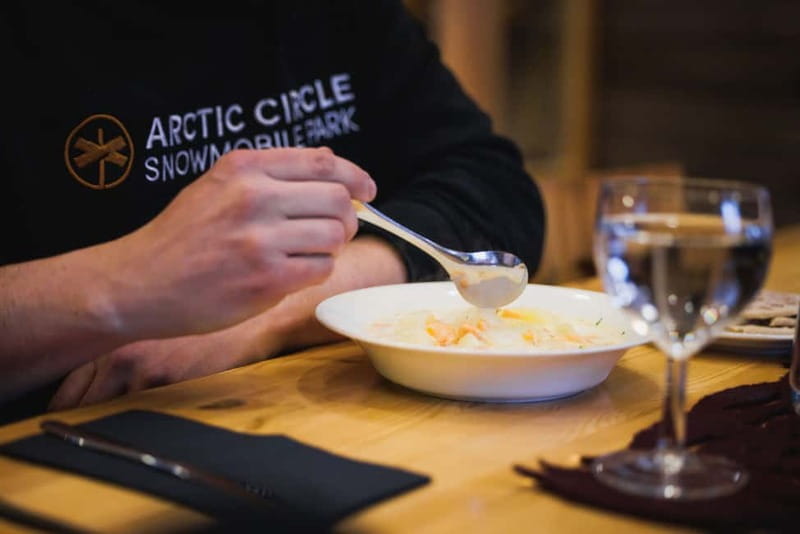 Rovaniemi: Reindeer, Huskies & Santa Claus Village - Alaskan huskies bring the speed