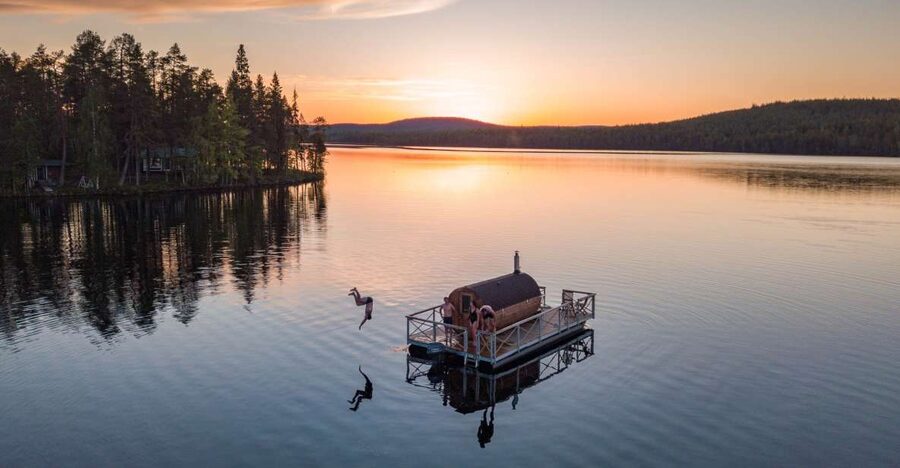 Rovaniemi: Sauna Boat Scenic Lake Cruise - From Central Rovaniemi to the Water