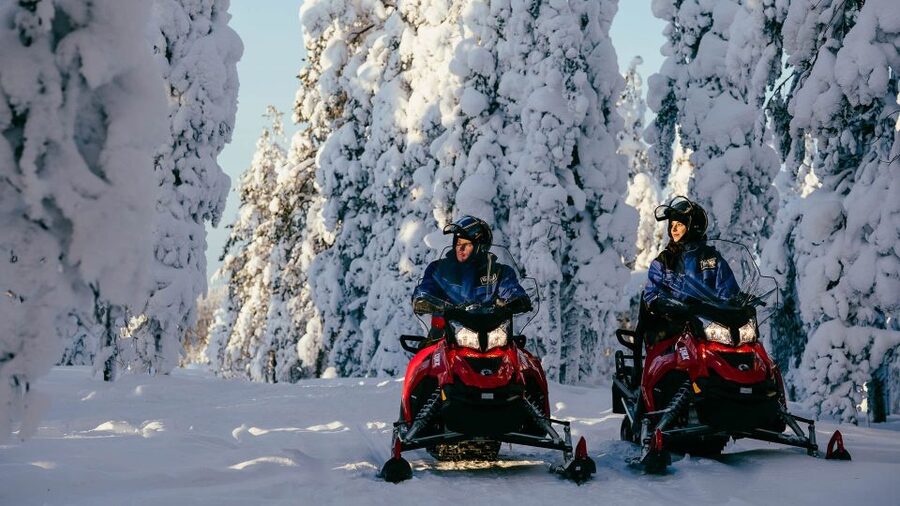 Rovaniemi: Snowmobile Adventure Tour for Adults Only - Sharing a snowmobile or paying for your own