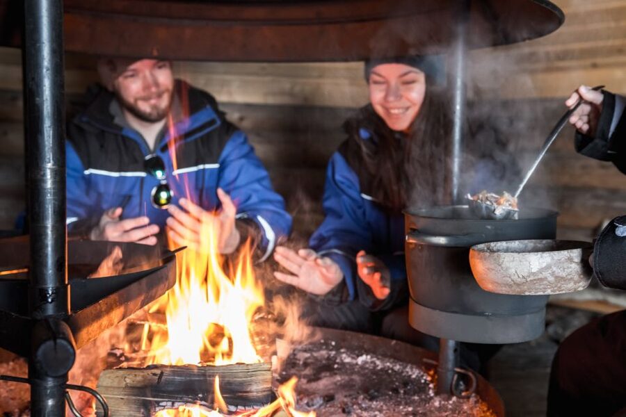 Rovaniemi: Snowmobile and Ice Fishing Adventure with Lunch - Reindeer soup beside the fire