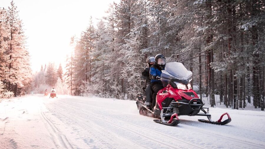 Rovaniemi: Snowmobile Safari into the Arctic Circle Forest - Leaving Rovaniemi for the Arctic Circle forest