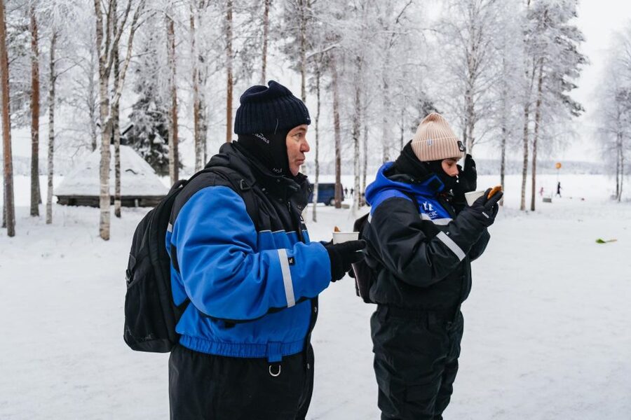 Rovaniemi: Snowmobile Safari, Reindeer & Husky Sleigh Ride - A quiet reindeer ride and a certificate