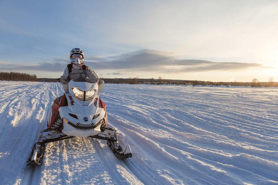 Rovaniemi: Snowmobile Sprint Safari - A quick burst of Arctic driving