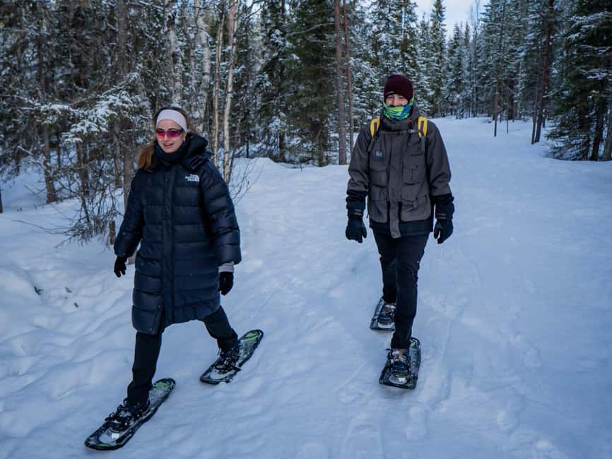 Rovaniemi: Snowshoe Adventure at Vikaköngäs & Barbeque - Learning to walk in Lapland snow