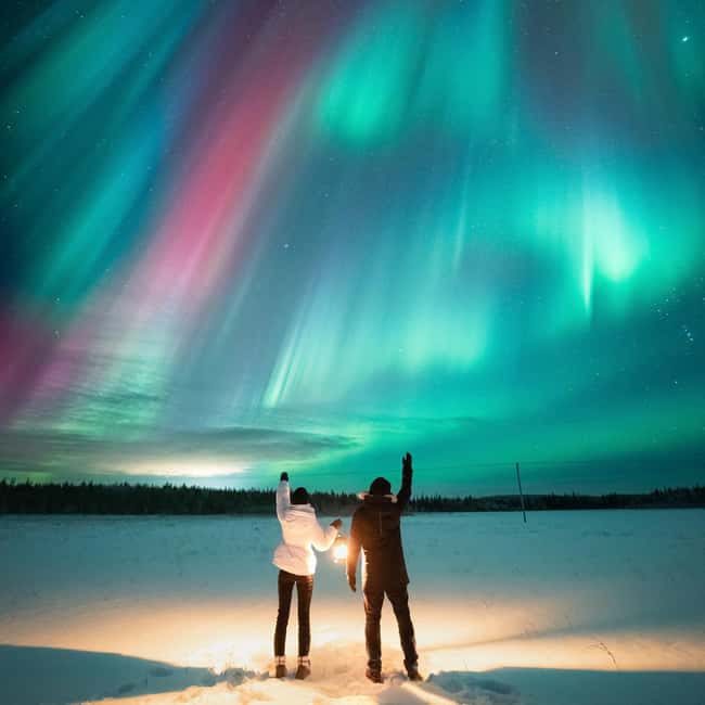 Rovaniemi: Unlimited Mileage and Hours Aurora Hunting Pro - The secret stop and the quiet wait