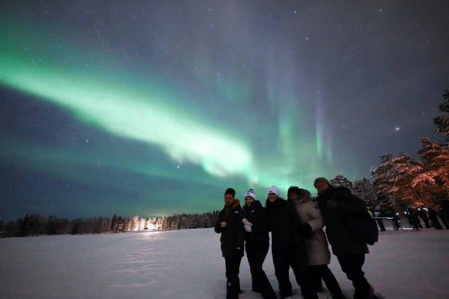 Rovaniemi: Unlimited Mileage and Hours Aurora Hunting Pro - Booking details that matter