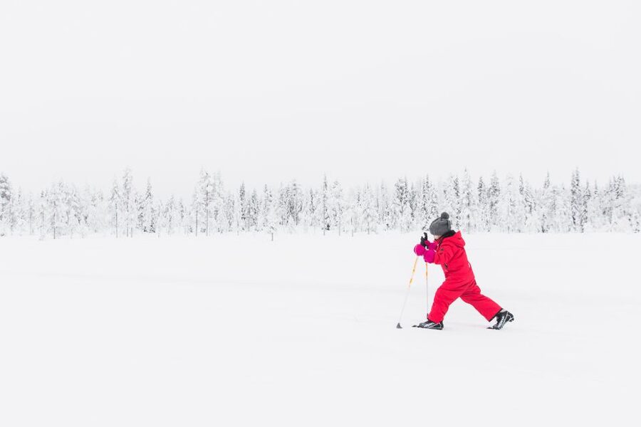 Ruka: Cross-country skiing - Learning the basic skiing movements